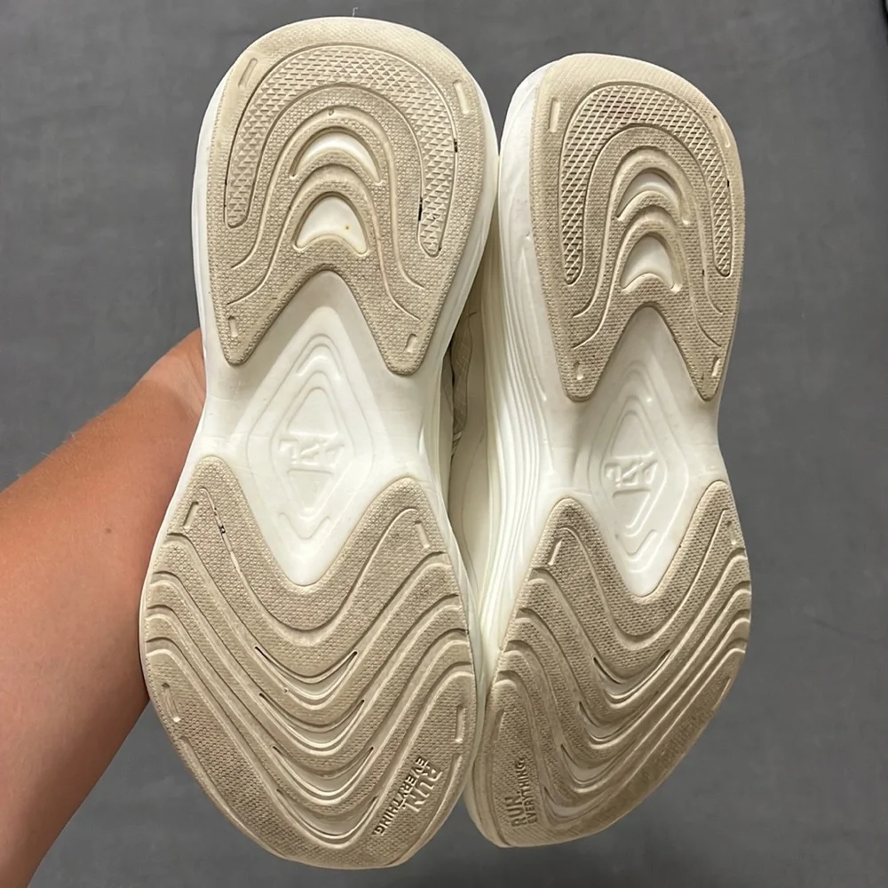 APL Women's Cream Running Shoes - Picture 3 of 5